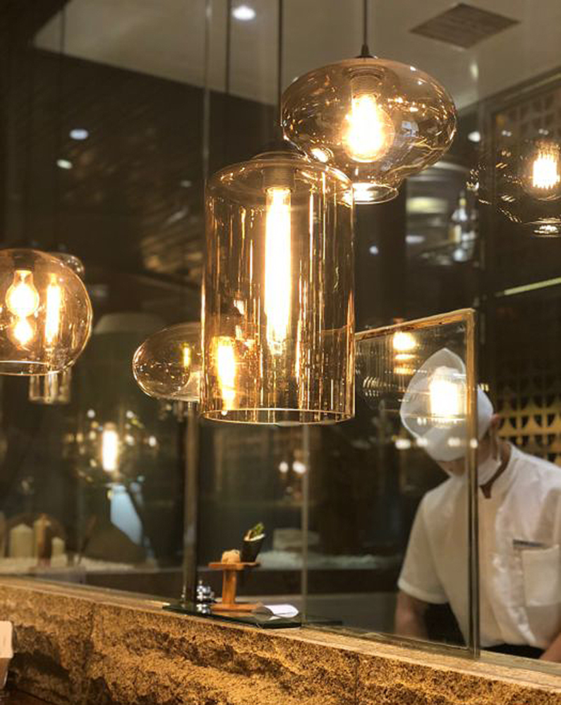 8 - A19-E26 LED Filament Bulb